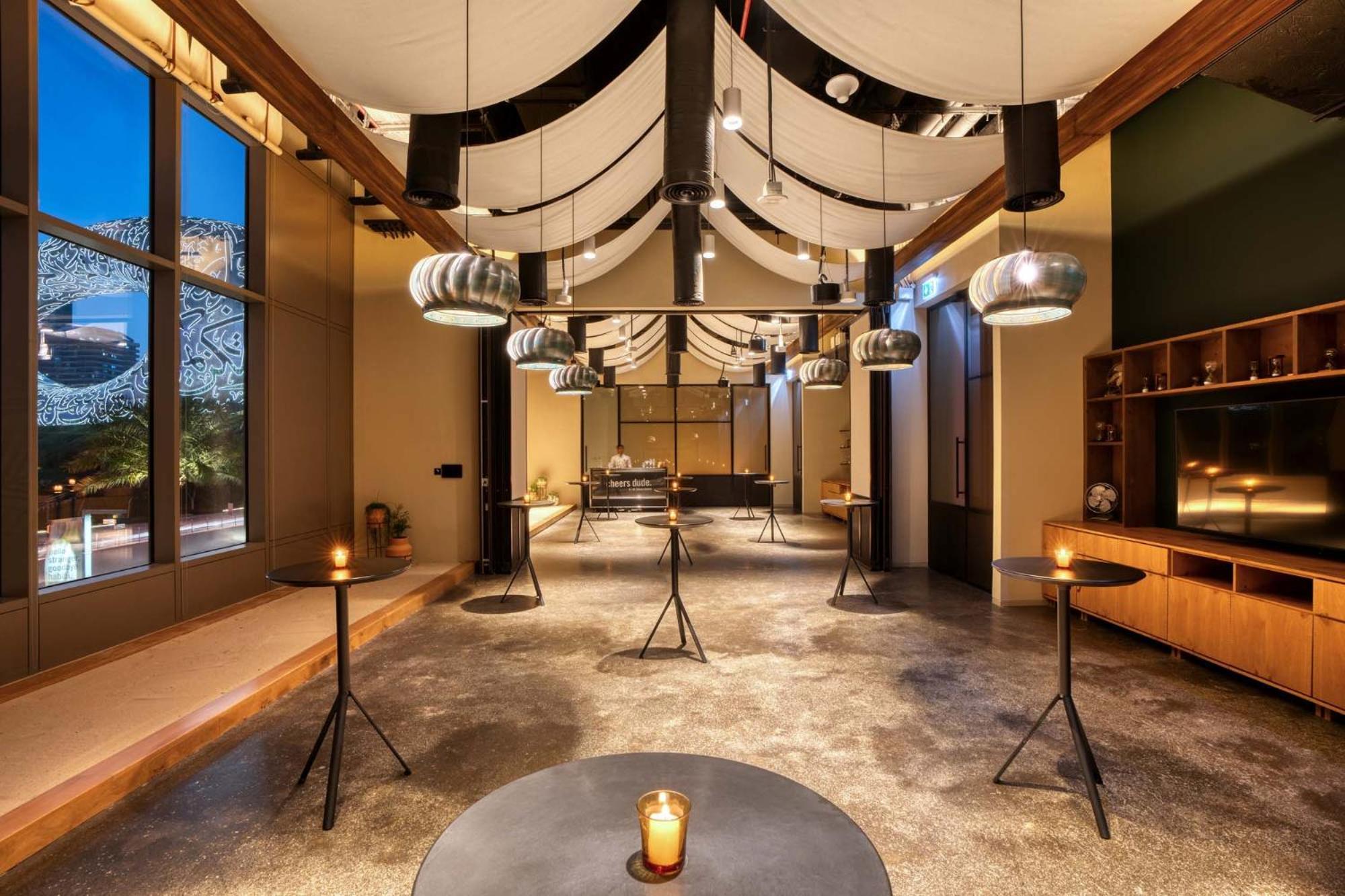 25Hours Hotel Dubai One Central Eksteriør bilde The Lounge at The Hari