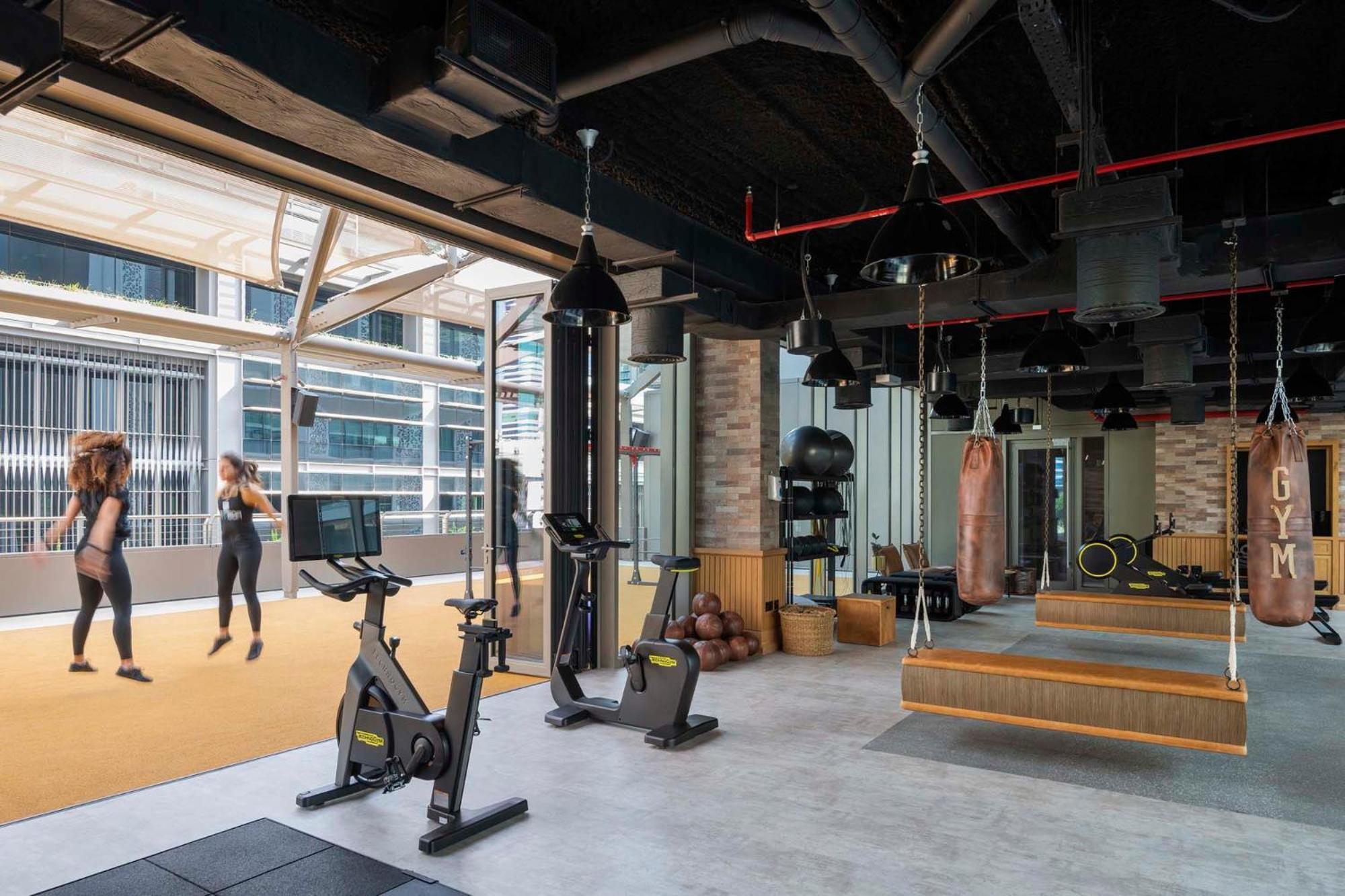25Hours Hotel Dubai One Central Eksteriør bilde The gym at the 1000 Museum
