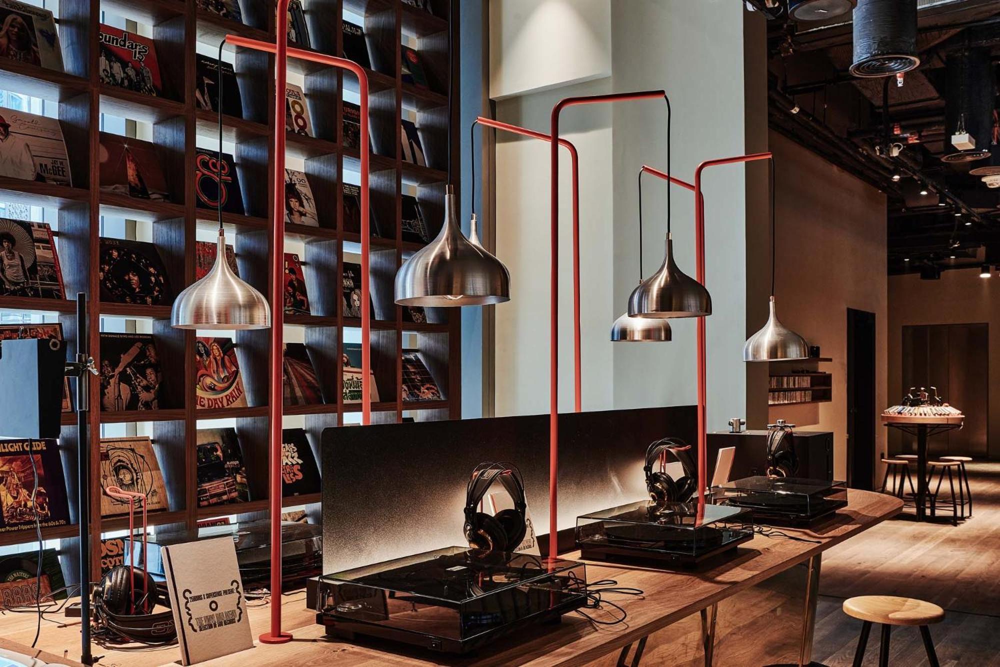 25Hours Hotel Dubai One Central Eksteriør bilde Coffee roasting in Kyoto, Japan