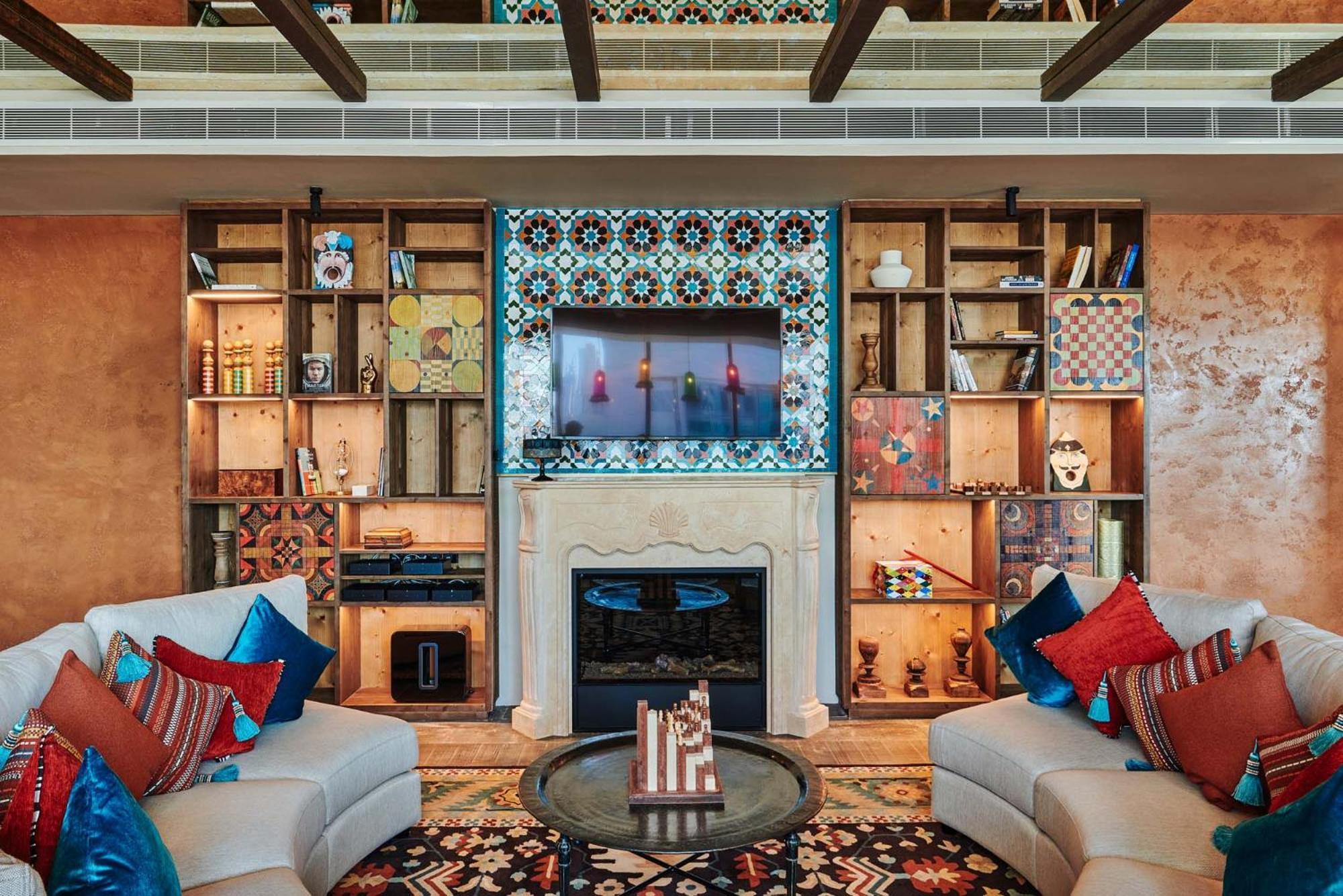 25Hours Hotel Dubai One Central Eksteriør bilde The living room of a suite at the Ritz-Carlton, DIFC